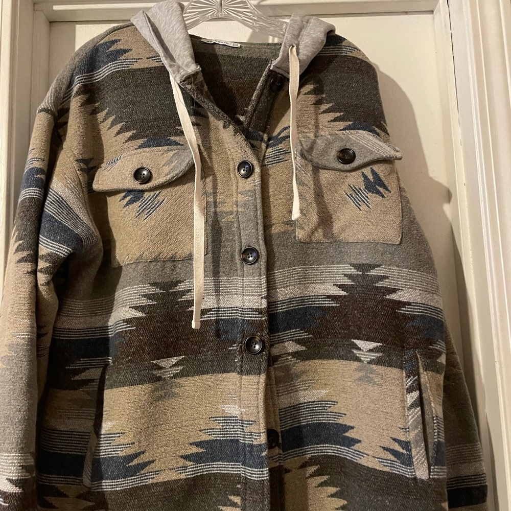 Women’s Meduim Stacatto jacket with hoodie
